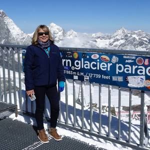 Meet your Posher, Marion